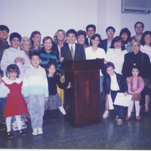 1994년 Mendoza 라빨라브라교회 최기 교우들과 함께